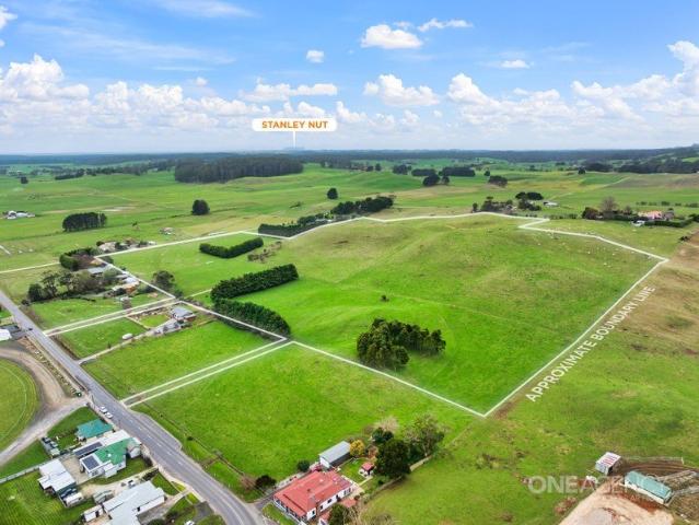 Versatile Rural Holding with Premium Rural Living Zoning