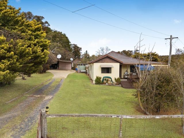 Versatile Rural Lifestyle on Dual Titles with Endless Potential