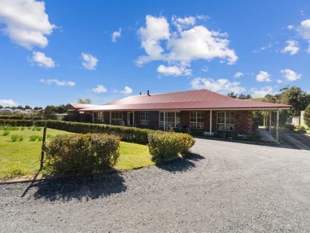 Versatile Rural Property Offering Space, Established Infrastructure and Plenty of Opportunity!