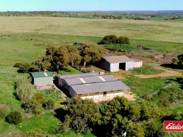 Versatile Rural Retreat