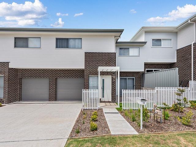 Versatile Townhouse in Sanctuary Estate