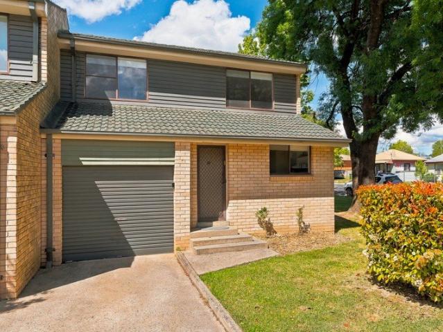 Versatile Two Bedroom Living with Appealing Investment Potential