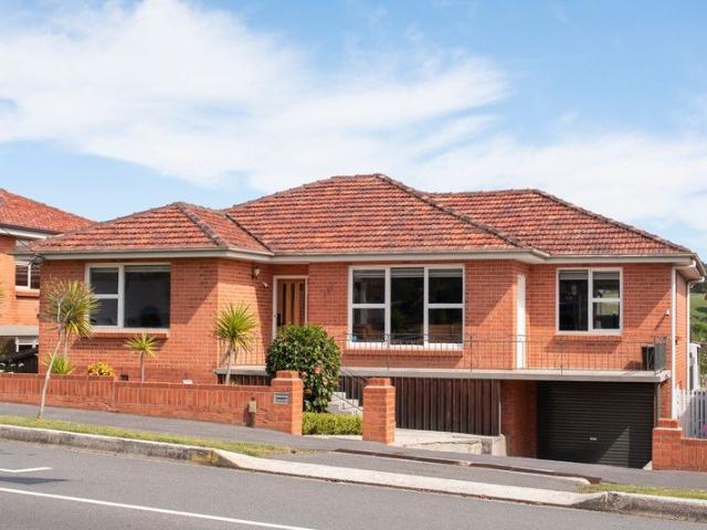 VERSITILE LIVING IN NEWSTEAD