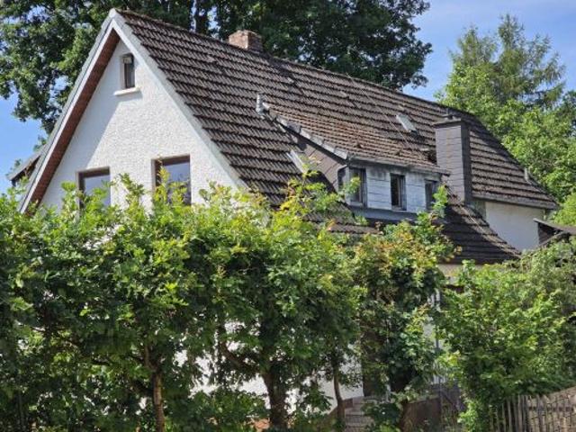 Versteckter Traum mit parkähnlichem Grundstück in 97688 Bad Kissingen, ruhig gelegen, weitere Bebauungsmöglichkeiten ID 10643