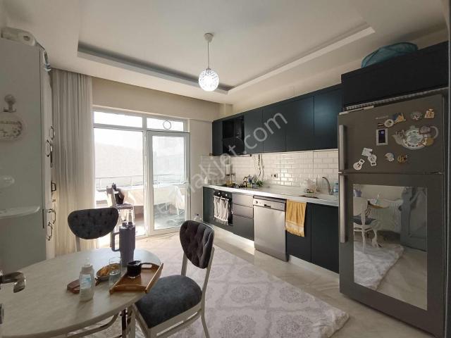 Vesta'dan 1.etap'ta Önü Açık İçerisi Bakımlı Ve Geniş Özel Daire