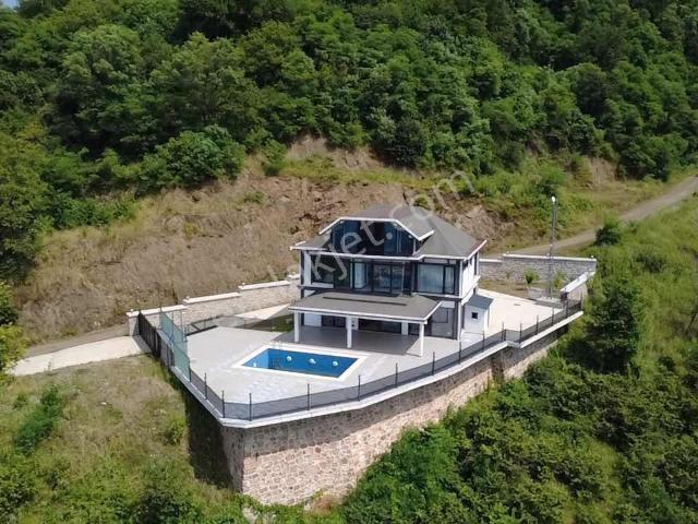 Vestha'dan 1000m2 Emsalsiz Ultra Lüks 'trıblex Havuzlu Villa'!