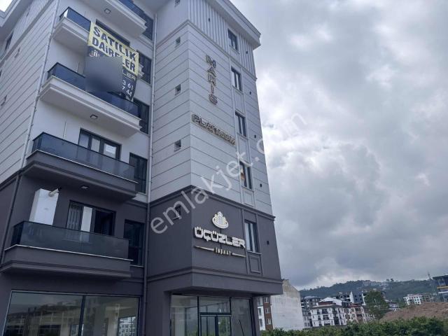 Vestha'dan Cumhuriyet Mahallesi Eşyalı Kiralık Daire