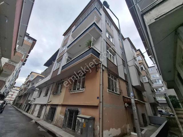 Vestha'dan Acil Selimiye'de 2+1 Satılık Fırsat Daire !