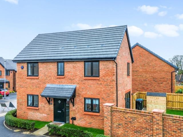 Vestry Close, Croft WA3, 3 bed detached house to rent, £1,700 pcm | PrimeLocation
