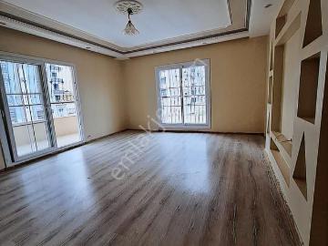 Yüreğir, Adana ili, Akdeniz Bölgesi - Balkon