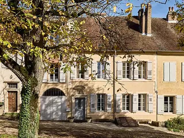 Montigny lès Vesoul 70000 Achat / Vente maison 9 pièces t9 terrasse cave