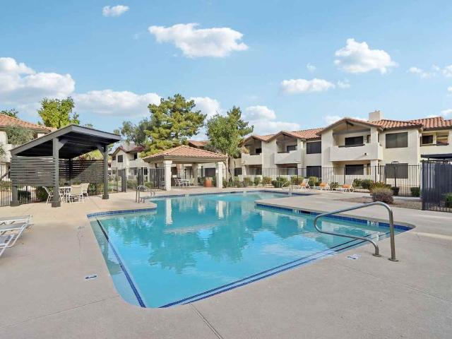 Vetra Chandler 1 Bedroom Apartment for Rent at 4909 W Joshua Blvd, Chandler, AZ 85226