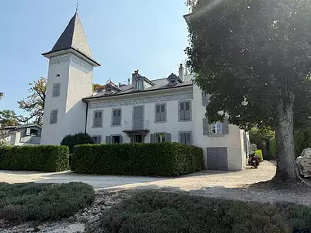 Vétraz Monthoux 74100 Achat / Vente appartement 3 pièces t3 au dernier étage piscine