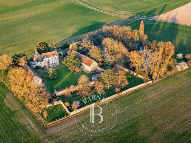 Vexin Français Domaine d'exception avec chapelle du Xviiᵉ 445m² Chaumont en Vexin