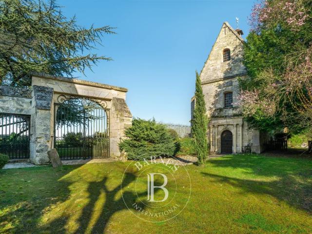 Vexin Français Domaine d'exception avec chapelle du Xviiᵉ 445m² Chaumont en Vexin