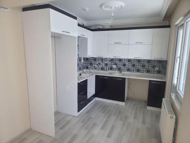 Yeni! Veyisoğlu Kiralıyor Şehir Merkezinde Kullanışlı 2+1 Daire