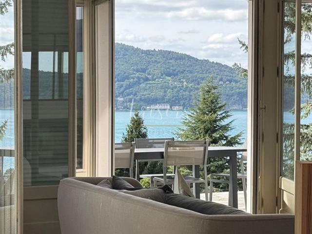 Veyrier Du Lac, Villa de 345 m2,superbe vue lac