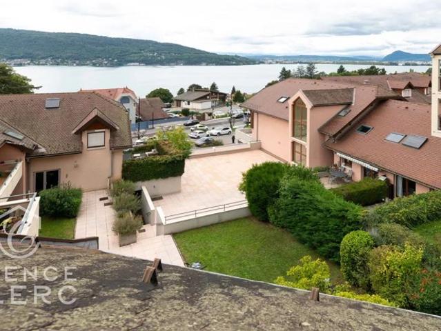 Veyrier du lac, appartement duplex, superbe vue lac