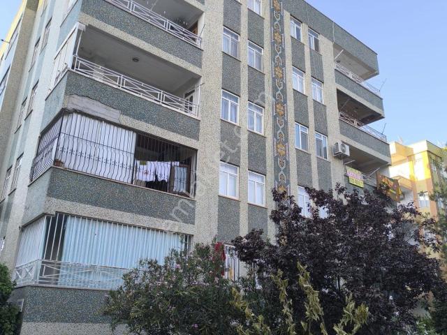 Veysel Karani Mahallesi'nde Merkezi Konumda Önü Açık Geniş Ve Ferah Satılık 3+1 Daire