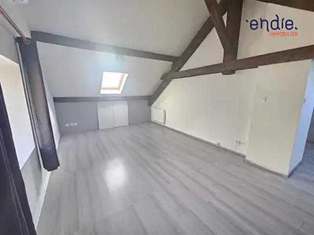 Vézelois 90400 Location appartement 3 pièces t3 au dernier étage parking