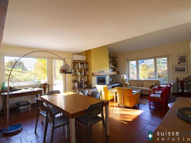 Vezia, confortevole Casa Unifamiliare con Giardino