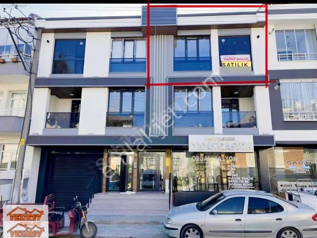 Vezirev Emlak 'tan Cumhuriyet Mah. 2+0 Kiracılı Sıfır Daire