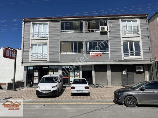 Vezirev Emlak'tan Toki Yanında 2+1 Kiralık Daire Bim Üstü