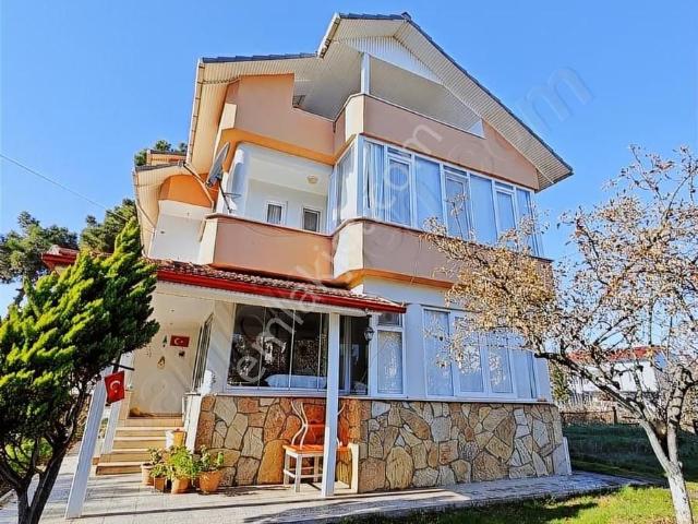 Vk Köprü Grup'tan Satılık Engiz Sahilde Denize Yakın Yazlık