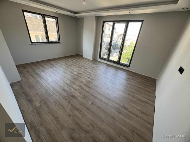 VİZYON EMLAK'TAN ARAKAT GENİŞ KULLANIŞLI 3+1 DAİRE