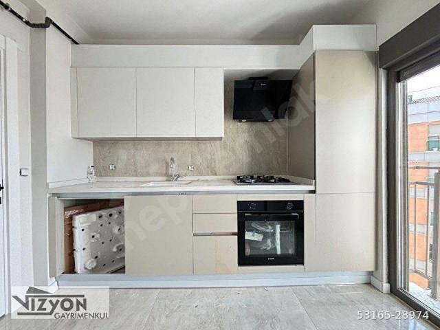 VİZYON'DAN DİVANIN SOKAGINDA MARMARAYA VE BAĞDAT CAD YAKIN SIFIR 90M2 3+1 BOŞ