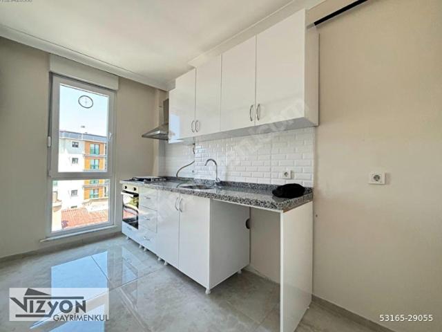 VİZYON'DAN FIRSAT MİNİBÜSE YAKIN SIFIR BİNADA KOMBİLİ 82M2 2+1
