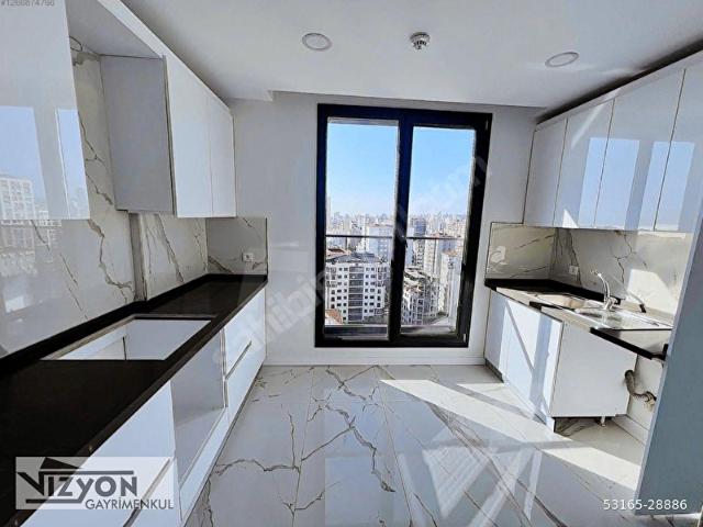 VİZYON'DAN SUADİYEDE MARMARAYA YAKIN 140 M2 GENİŞ 3+1 ARAYANLARA