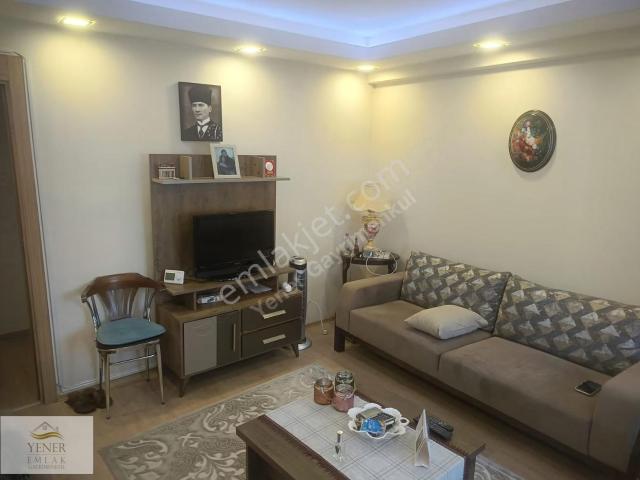 Vişnelik Mah. Ali Fuat Caddesi Yakını Bakımlı Satılık 2+1 Daire