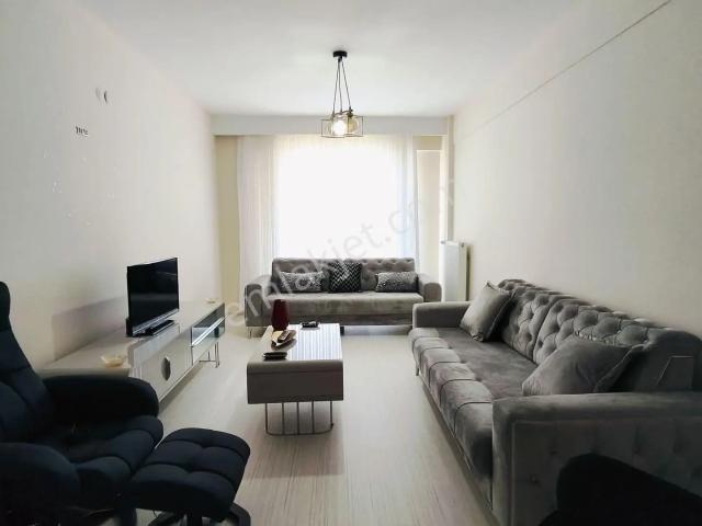 Vişnelik Mahallesi Satılık 3+1 Ferah Daire