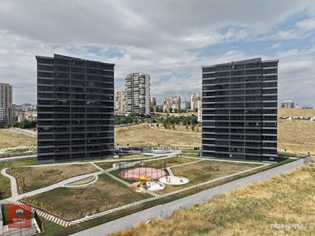 VİOLE YAŞAMKENT YÜKSEK KAT KÖŞE 1+1 REMAX ENBATI