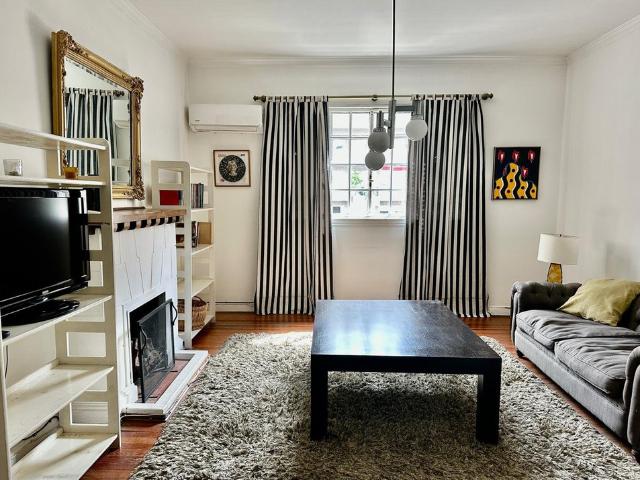 Vintage Chic & Spacious 2BR Apt in Recoleta | 98m²