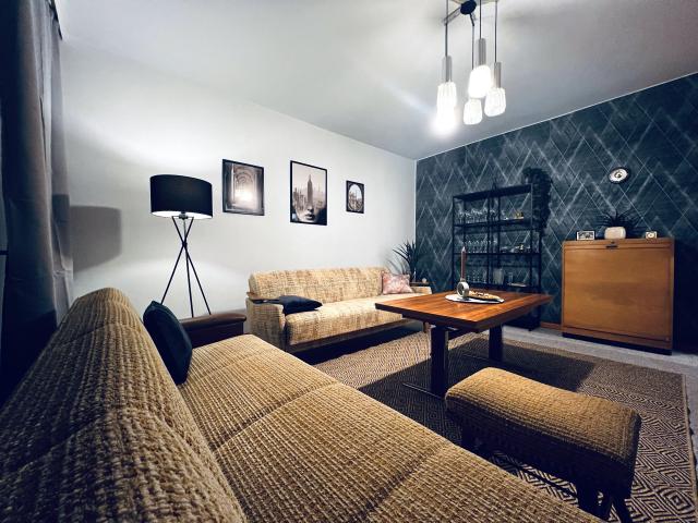 Vintage flat