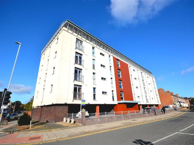 Vincent House, Darlington DL3, 2 bed flat to rent, £895 pcm | PrimeLocation