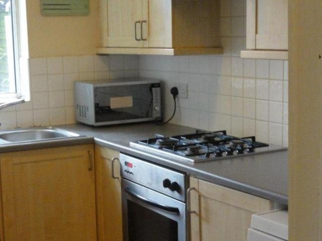 Vincent Road 4 bed house share to rent £2,084 pcm £481 pw