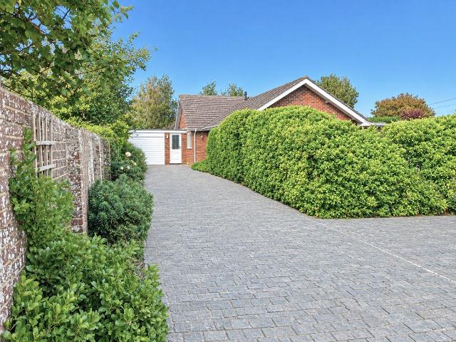 Vincent Road, Selsey, Chichester, West Sussex PO20, 3 bed bungalow to rent, £2,250 pcm | PrimeLocation