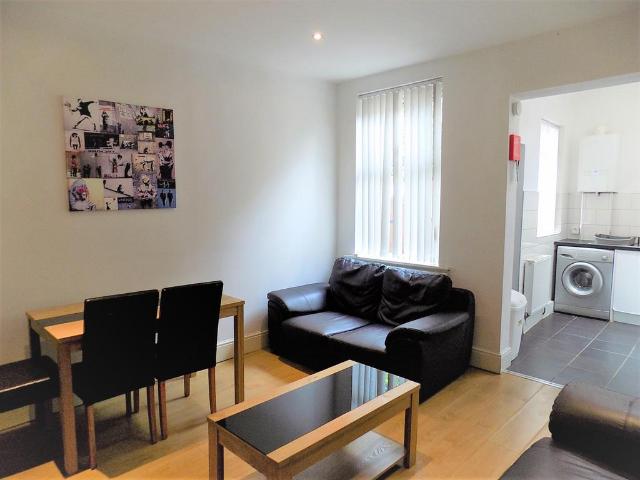 Vincent Road, Sheffield S7 1 bed in a house share to rent £575 pcm £133 pw