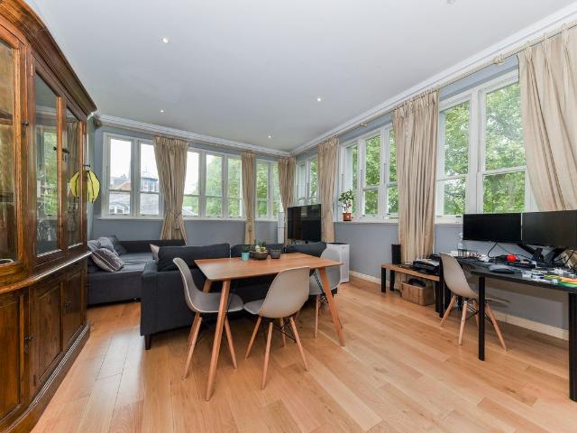 Vincent Square, Westminster London SW1P, 3 bed flat to rent, £5,000 pcm | PrimeLocation