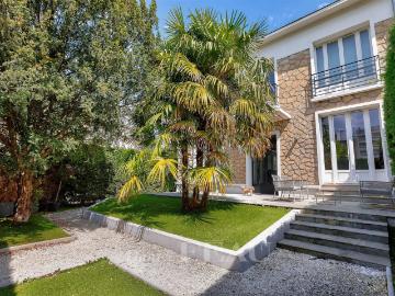 Vincennes Mairie Cours Marigny 340m² Vincennes