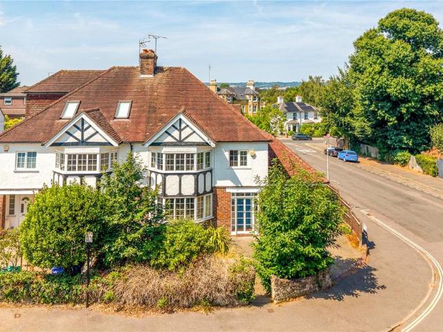 Vine Court Road, Sevenoaks, TN13 5 bed semi detached house to rent £3,950 pcm £912 pw