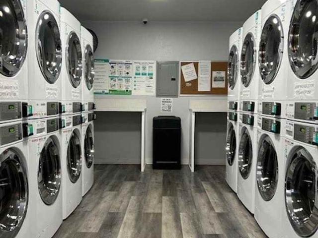 Vine Fullerton Apartments 1 Bedroom Apartment for Rent at 1321 S Vine Ave, Fullerton, CA 92833