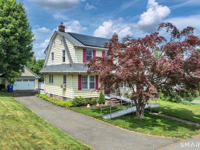 Vine St, Stratford, Home For Sale