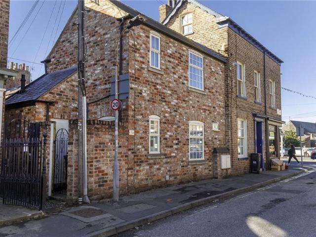 Vine Street, York, North Yorkshire, YO23 1 bed end of terrace house to rent £1,300 pcm £300 pw