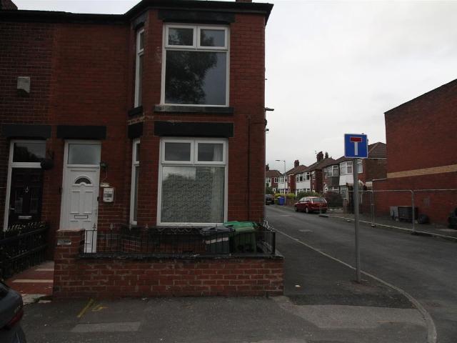 Vine Street, Manchester M18, 2 bed flat to rent, £900 pcm | PrimeLocation