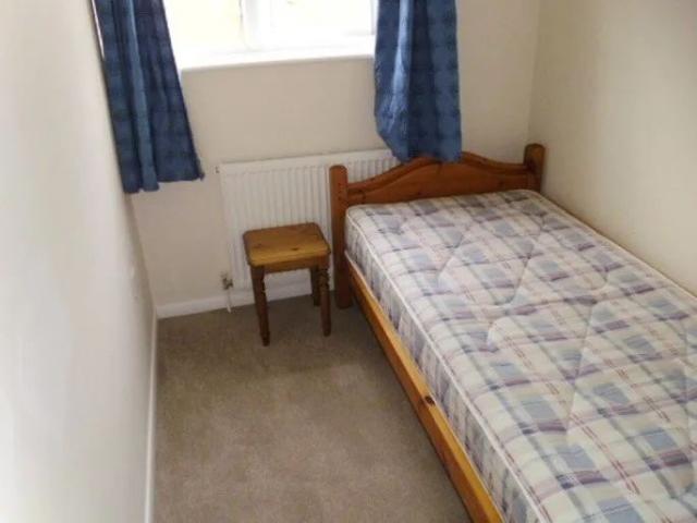 Vinery Road, Cambridge £1,795 pcm ⓘ The monthly or weekly payment required by the landlord. Read our glossary page, 3 bedrooms, end terrace house, to let * Tenant info