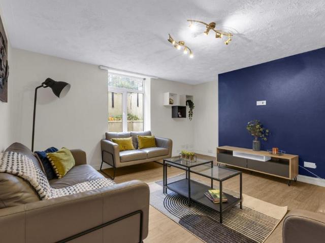 VINERY ROAD, Leeds 1 bed in a house share to rent £498 pcm £115 pw